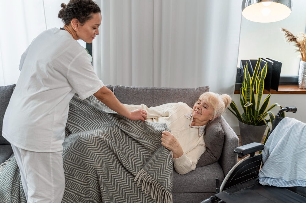 Weighted Blankets for the Elderly: How They Improve Sleep & Reduce Anxiety